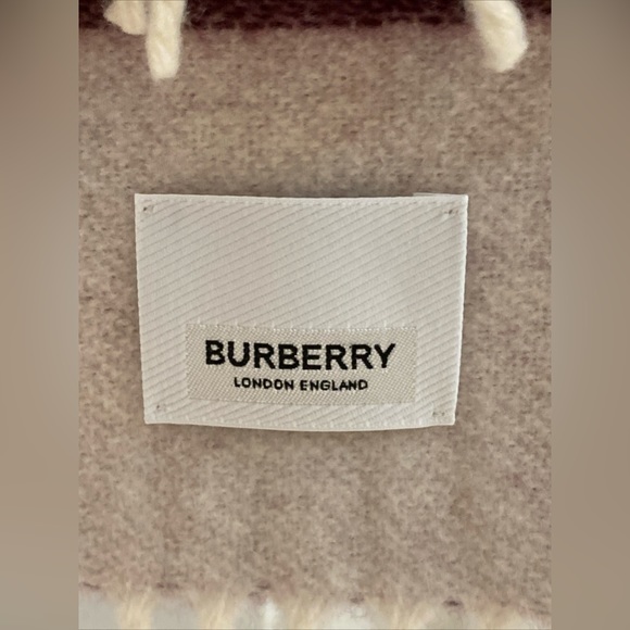Burberry OMBRE CASHMERE CHECK JACQUARD SCARF 79”x 18” MADE IN ITALY VGC! - Picture 6 of 13